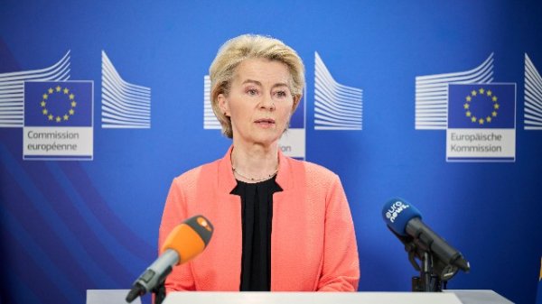 策略大赢家 德副总理：欧美关税协议必须公平 否则欧盟将反制